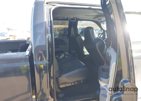 2003 Ford F-350 Lariat/Xl/Xlt из США, поврежденный, VIN 1FTSW31P93EC49344